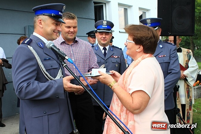 Zdjęcie w galerii na portalu naszraciborz.pl: Powiatowe Święto Policji w Kuźni Raciborskiej. 83 policjant&oacute;w otrzymało awanse wiadomości z regionu