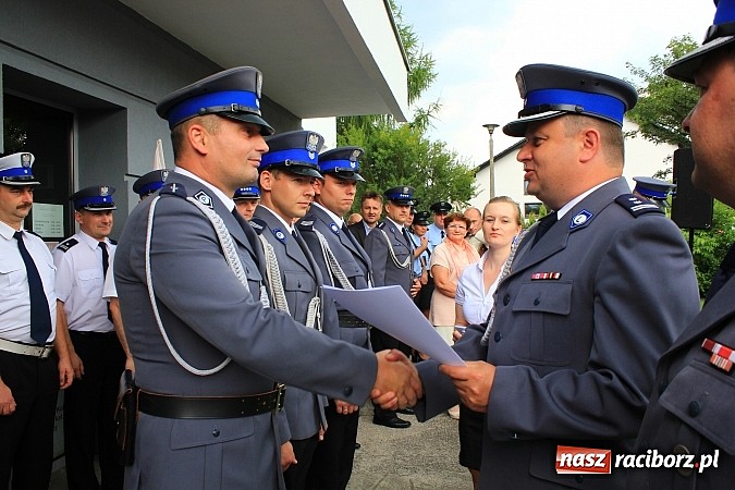 Zdjęcie w galerii na portalu naszraciborz.pl: Powiatowe Święto Policji w Kuźni Raciborskiej. 83 policjant&oacute;w otrzymało awanse wiadomości z regionu