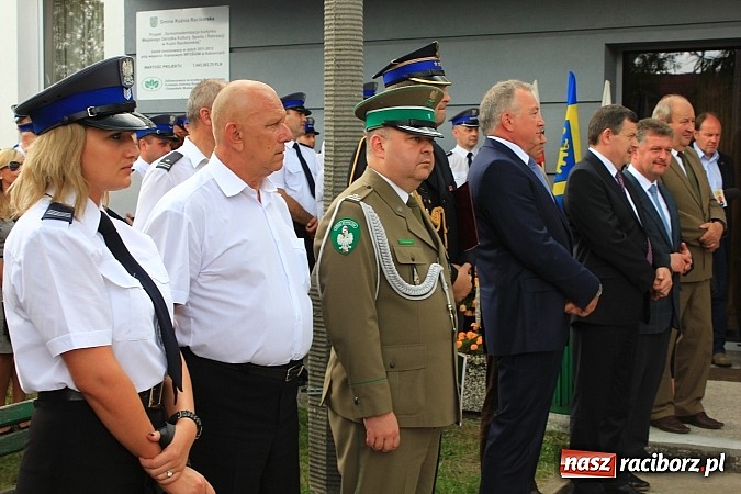 Zdjęcie w galerii na portalu naszraciborz.pl: Powiatowe Święto Policji w Kuźni Raciborskiej. 83 policjant&oacute;w otrzymało awanse wiadomości z regionu