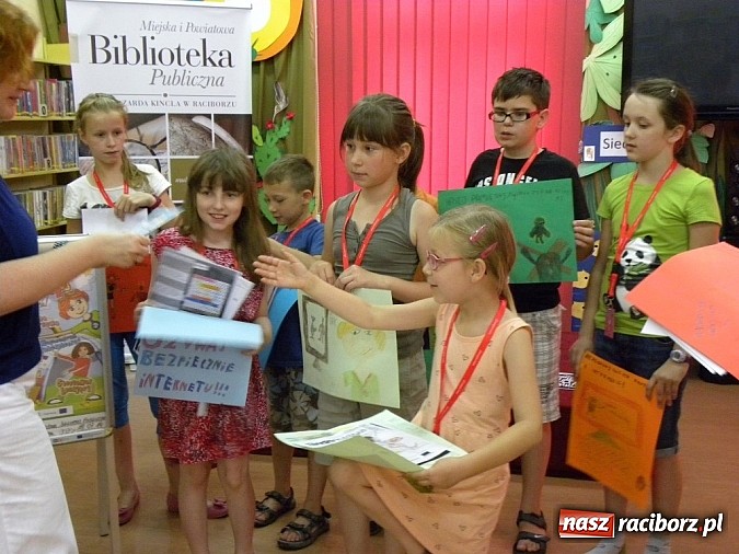 Zdjęcie w galerii na portalu naszraciborz.pl: Zanim włączysz kompa, lepiej żebyś wiedział, co po sieciach stąpa!  wiadomości z regionu