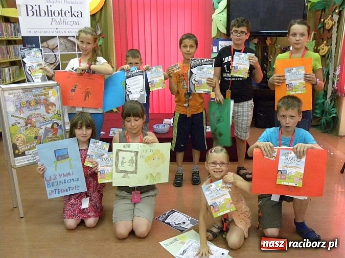 Zdjęcie w galerii na portalu naszraciborz.pl: Zanim włączysz kompa, lepiej żebyś wiedział, co po sieciach stąpa!  wiadomości z regionu