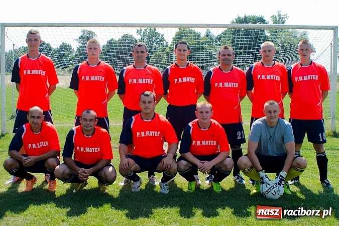 Zdjęcie w galerii na portalu naszraciborz.pl: Puchar Wójta 2014: Bieńkowice i Tworków w finale. Owsiszcze trzecie. Rywale zrezygnowali wiadomości z regionu