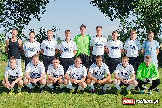 Zdjęcie w galerii na portalu naszraciborz.pl: Puchar Wójta 2014: Bieńkowice i Tworków w finale. Owsiszcze trzecie. Rywale zrezygnowali wiadomości z regionu