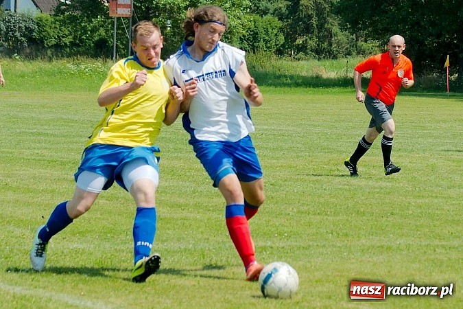 Zdjęcie w galerii na portalu naszraciborz.pl: Puchar Wójta 2014: Bieńkowice i Tworków w finale. Owsiszcze trzecie. Rywale zrezygnowali wiadomości z regionu