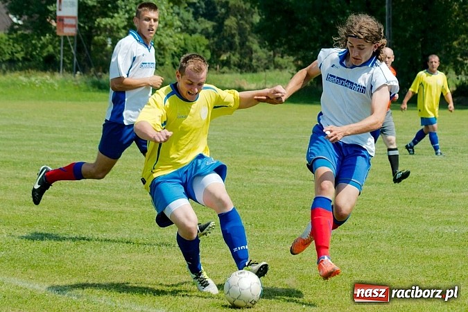Zdjęcie w galerii na portalu naszraciborz.pl: Puchar Wójta 2014: Bieńkowice i Tworków w finale. Owsiszcze trzecie. Rywale zrezygnowali wiadomości z regionu