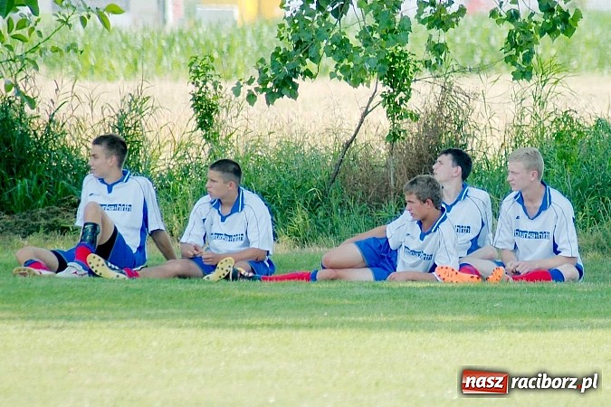 Zdjęcie w galerii na portalu naszraciborz.pl: Puchar Wójta 2014: Bieńkowice i Tworków w finale. Owsiszcze trzecie. Rywale zrezygnowali wiadomości z regionu