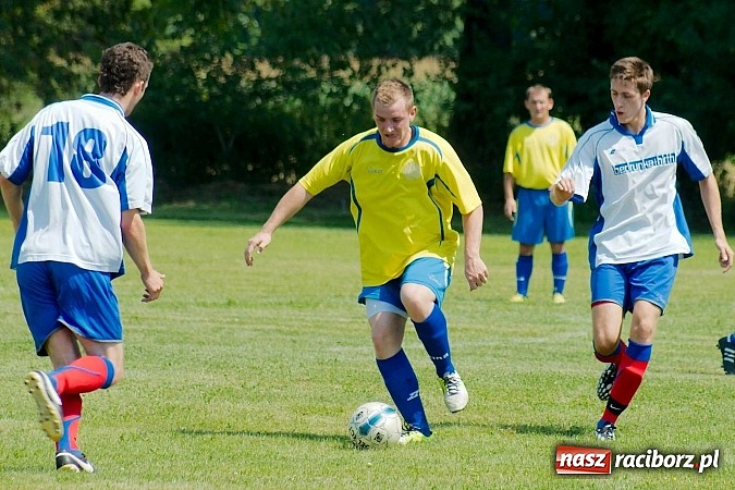 Zdjęcie w galerii na portalu naszraciborz.pl: Puchar Wójta 2014: Bieńkowice i Tworków w finale. Owsiszcze trzecie. Rywale zrezygnowali wiadomości z regionu