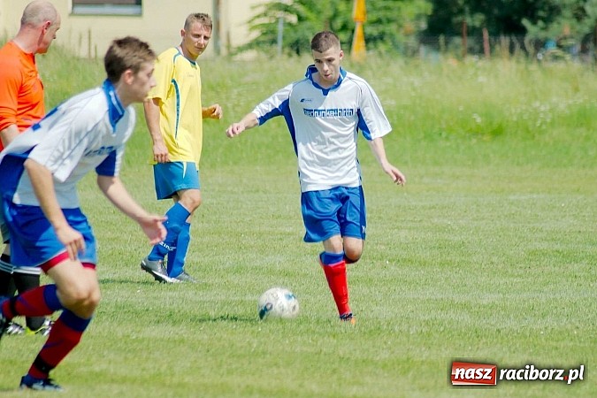 Zdjęcie w galerii na portalu naszraciborz.pl: Puchar Wójta 2014: Bieńkowice i Tworków w finale. Owsiszcze trzecie. Rywale zrezygnowali wiadomości z regionu