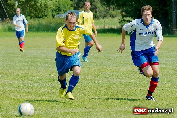 Zdjęcie w galerii na portalu naszraciborz.pl: Puchar Wójta 2014: Bieńkowice i Tworków w finale. Owsiszcze trzecie. Rywale zrezygnowali wiadomości z regionu