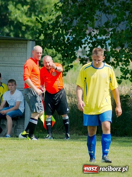 Zdjęcie w galerii na portalu naszraciborz.pl: Puchar Wójta 2014: Bieńkowice i Tworków w finale. Owsiszcze trzecie. Rywale zrezygnowali wiadomości z regionu