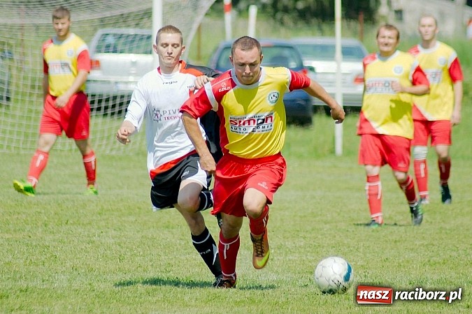 Zdjęcie w galerii na portalu naszraciborz.pl: Puchar Wójta 2014: Bieńkowice i Tworków w finale. Owsiszcze trzecie. Rywale zrezygnowali wiadomości z regionu