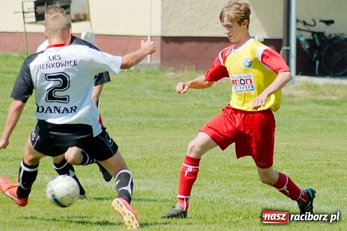 Zdjęcie w galerii na portalu naszraciborz.pl: Puchar Wójta 2014: Bieńkowice i Tworków w finale. Owsiszcze trzecie. Rywale zrezygnowali wiadomości z regionu