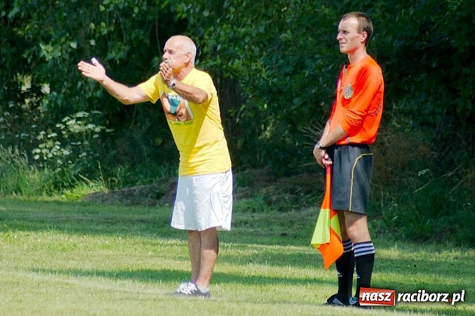 Zdjęcie w galerii na portalu naszraciborz.pl: Puchar Wójta 2014: Bieńkowice i Tworków w finale. Owsiszcze trzecie. Rywale zrezygnowali wiadomości z regionu