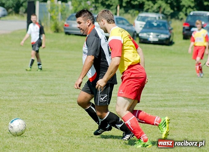 Zdjęcie w galerii na portalu naszraciborz.pl: Puchar Wójta 2014: Bieńkowice i Tworków w finale. Owsiszcze trzecie. Rywale zrezygnowali wiadomości z regionu