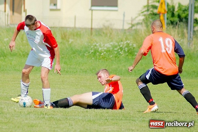 Zdjęcie w galerii na portalu naszraciborz.pl: Puchar Wójta 2014: Bieńkowice i Tworków w finale. Owsiszcze trzecie. Rywale zrezygnowali wiadomości z regionu