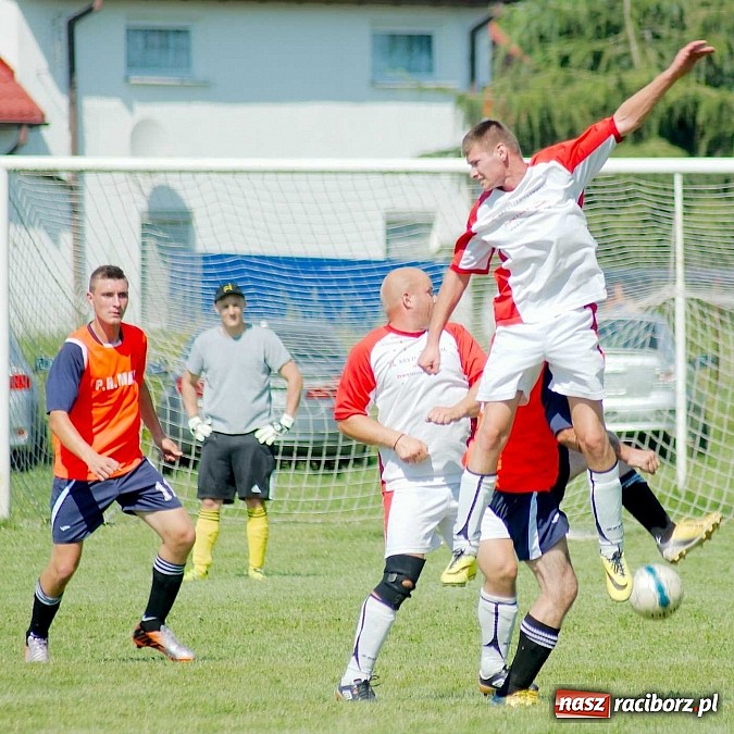 Zdjęcie w galerii na portalu naszraciborz.pl: Puchar Wójta 2014: Bieńkowice i Tworków w finale. Owsiszcze trzecie. Rywale zrezygnowali wiadomości z regionu