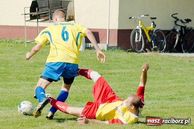 Zdjęcie w galerii na portalu naszraciborz.pl: Puchar Wójta 2014: Bieńkowice i Tworków w finale. Owsiszcze trzecie. Rywale zrezygnowali wiadomości z regionu