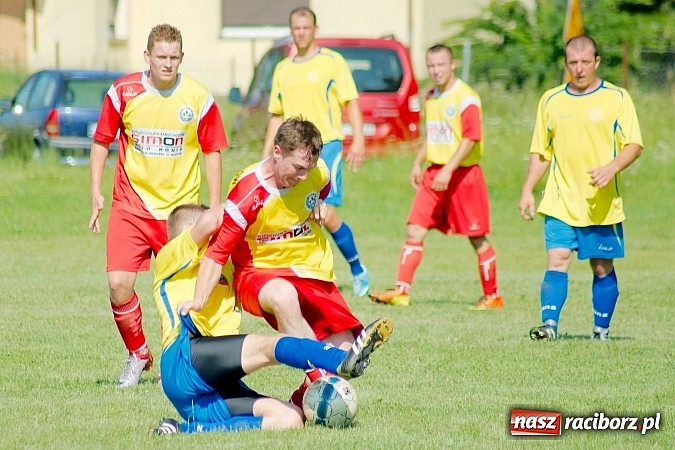 Zdjęcie w galerii na portalu naszraciborz.pl: Puchar Wójta 2014: Bieńkowice i Tworków w finale. Owsiszcze trzecie. Rywale zrezygnowali wiadomości z regionu