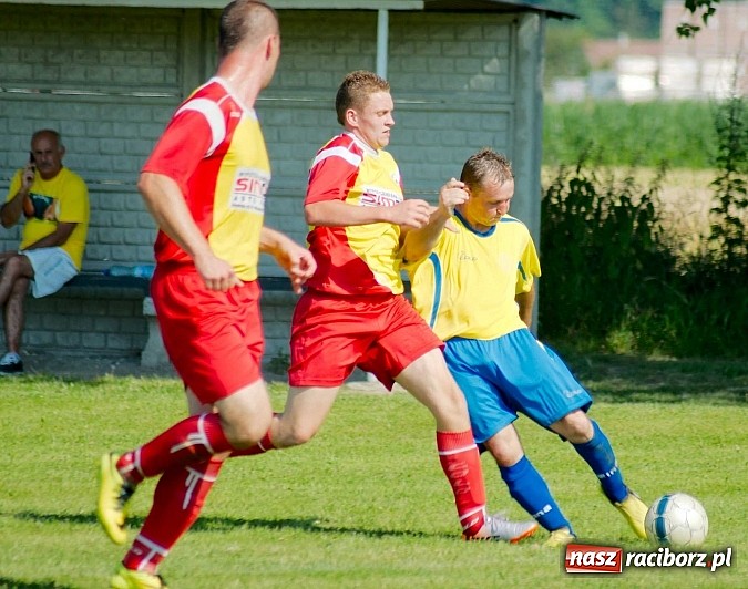 Zdjęcie w galerii na portalu naszraciborz.pl: Puchar Wójta 2014: Bieńkowice i Tworków w finale. Owsiszcze trzecie. Rywale zrezygnowali wiadomości z regionu