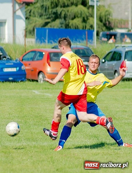 Zdjęcie w galerii na portalu naszraciborz.pl: Puchar Wójta 2014: Bieńkowice i Tworków w finale. Owsiszcze trzecie. Rywale zrezygnowali wiadomości z regionu
