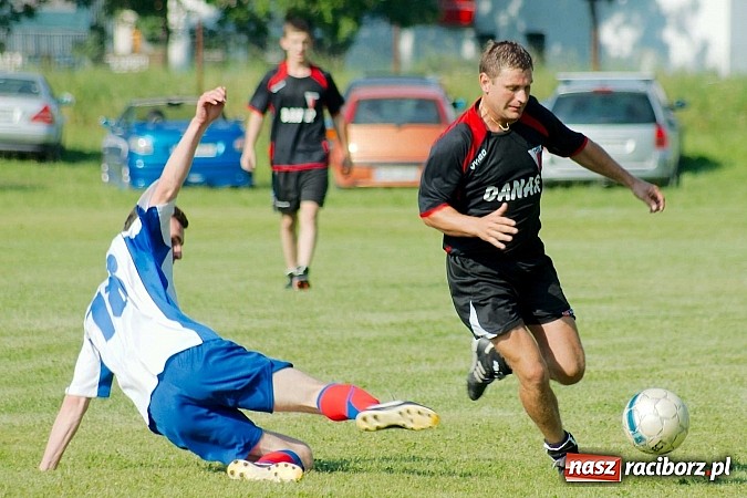 Zdjęcie w galerii na portalu naszraciborz.pl: Puchar Wójta 2014: Bieńkowice i Tworków w finale. Owsiszcze trzecie. Rywale zrezygnowali wiadomości z regionu