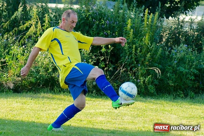 Zdjęcie w galerii na portalu naszraciborz.pl: Puchar Wójta 2014: Bieńkowice i Tworków w finale. Owsiszcze trzecie. Rywale zrezygnowali wiadomości z regionu