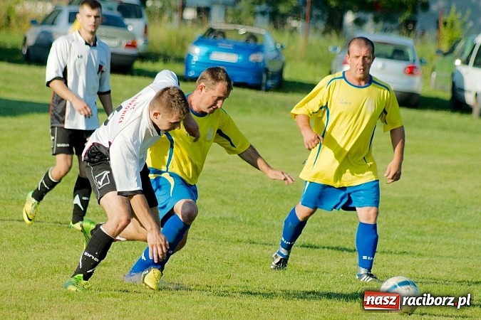 Zdjęcie w galerii na portalu naszraciborz.pl: Puchar Wójta 2014: Bieńkowice i Tworków w finale. Owsiszcze trzecie. Rywale zrezygnowali wiadomości z regionu