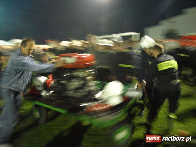 Zdjęcie w galerii na portalu naszraciborz.pl: Strażackie SHOW w Bolesławiu wiadomości z regionu