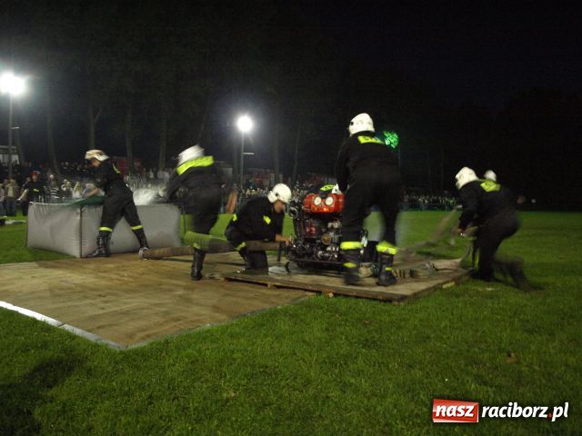 Zdjęcie w galerii na portalu naszraciborz.pl: Strażackie SHOW w Bolesławiu wiadomości z regionu