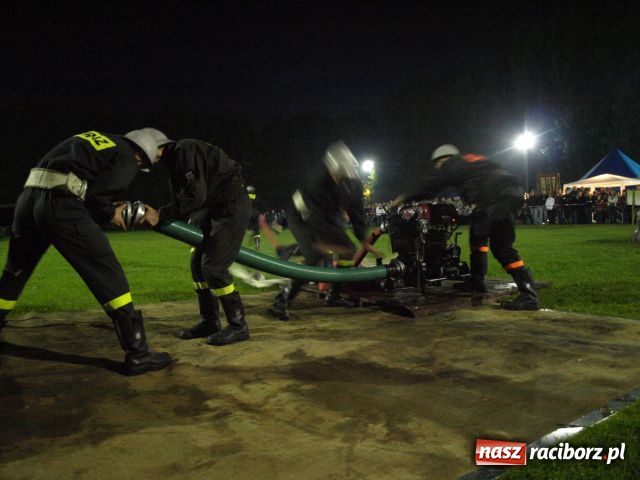 Zdjęcie w galerii na portalu naszraciborz.pl: Strażackie SHOW w Bolesławiu wiadomości z regionu