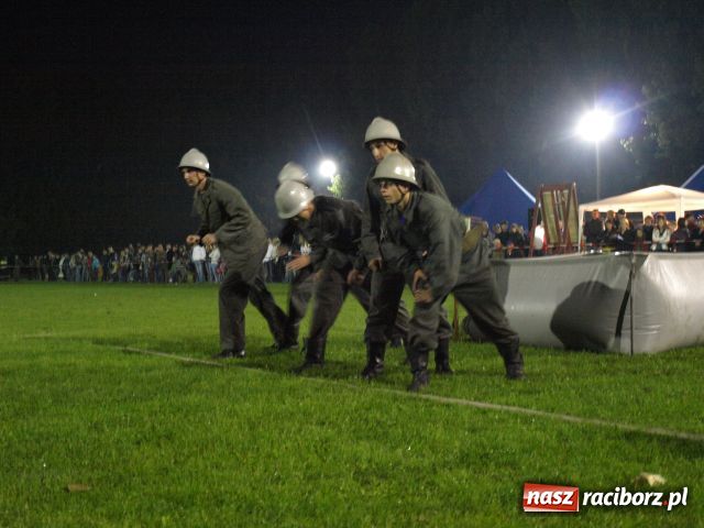 Zdjęcie w galerii na portalu naszraciborz.pl: Strażackie SHOW w Bolesławiu wiadomości z regionu