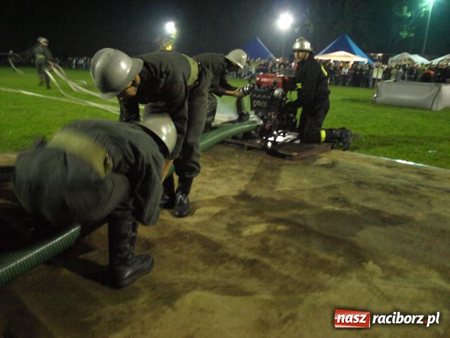 Zdjęcie w galerii na portalu naszraciborz.pl: Strażackie SHOW w Bolesławiu wiadomości z regionu