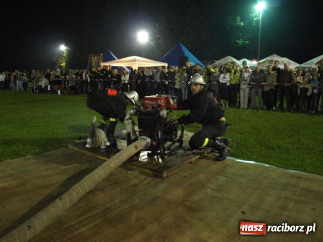 Zdjęcie w galerii na portalu naszraciborz.pl: Strażackie SHOW w Bolesławiu wiadomości z regionu