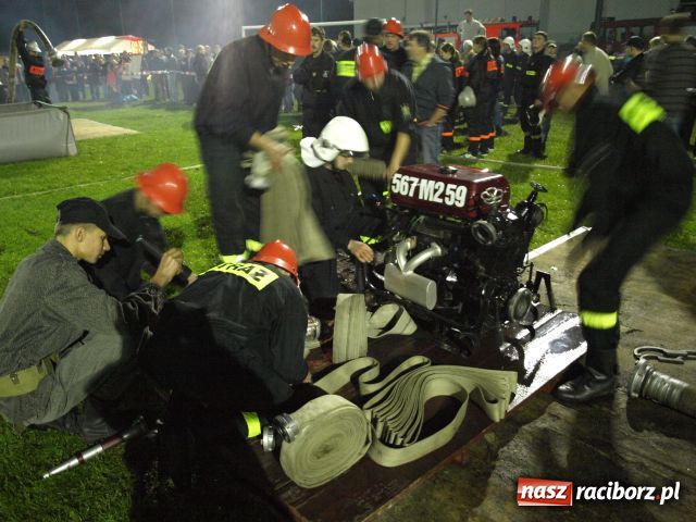 Zdjęcie w galerii na portalu naszraciborz.pl: Strażackie SHOW w Bolesławiu wiadomości z regionu