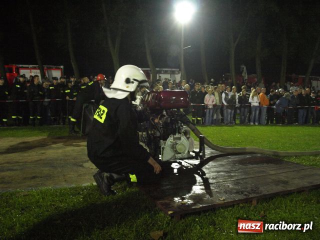 Zdjęcie w galerii na portalu naszraciborz.pl: Strażackie SHOW w Bolesławiu wiadomości z regionu