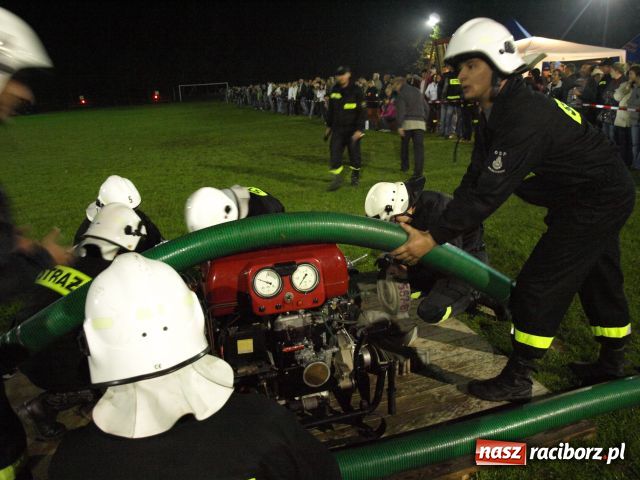 Zdjęcie w galerii na portalu naszraciborz.pl: Strażackie SHOW w Bolesławiu wiadomości z regionu