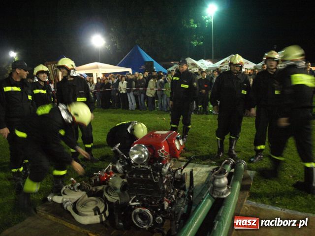 Zdjęcie w galerii na portalu naszraciborz.pl: Strażackie SHOW w Bolesławiu wiadomości z regionu