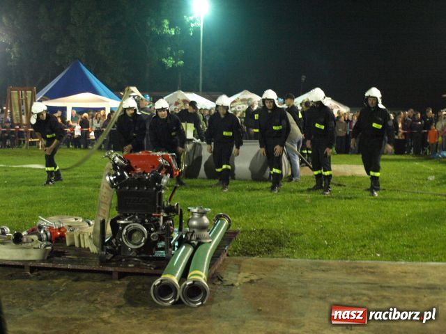 Zdjęcie w galerii na portalu naszraciborz.pl: Strażackie SHOW w Bolesławiu wiadomości z regionu