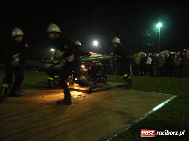 Zdjęcie w galerii na portalu naszraciborz.pl: Strażackie SHOW w Bolesławiu wiadomości z regionu