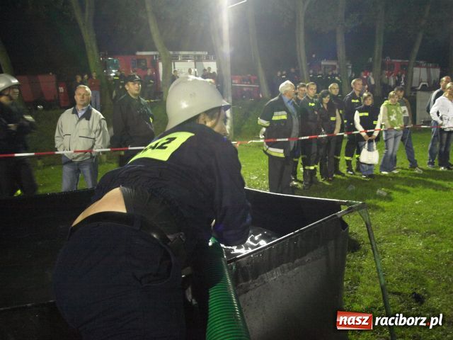 Zdjęcie w galerii na portalu naszraciborz.pl: Strażackie SHOW w Bolesławiu wiadomości z regionu