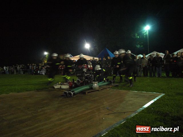 Zdjęcie w galerii na portalu naszraciborz.pl: Strażackie SHOW w Bolesławiu wiadomości z regionu