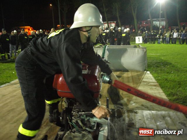 Zdjęcie w galerii na portalu naszraciborz.pl: Strażackie SHOW w Bolesławiu wiadomości z regionu