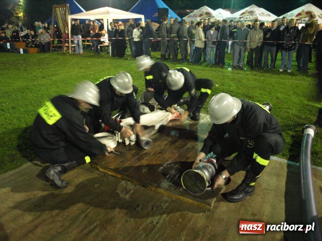 Zdjęcie w galerii na portalu naszraciborz.pl: Strażackie SHOW w Bolesławiu wiadomości z regionu