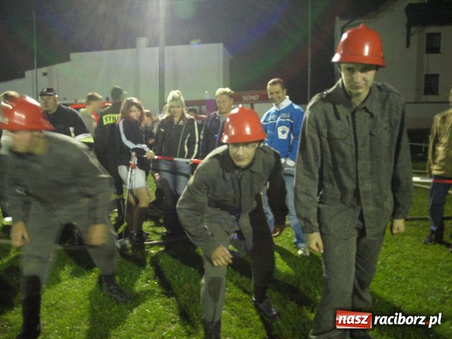 Zdjęcie w galerii na portalu naszraciborz.pl: Strażackie SHOW w Bolesławiu wiadomości z regionu