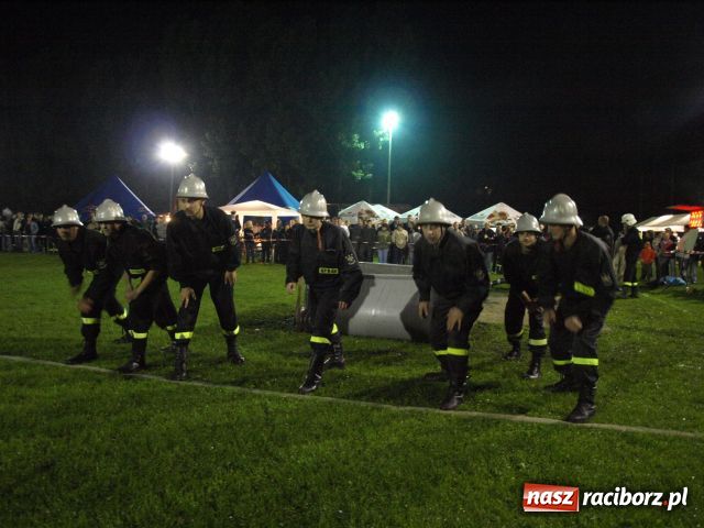 Zdjęcie w galerii na portalu naszraciborz.pl: Strażackie SHOW w Bolesławiu wiadomości z regionu