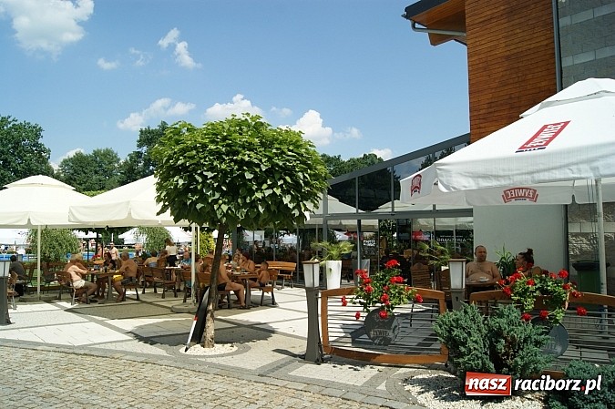 Zdjęcie w galerii na portalu naszraciborz.pl: Nad wodę po ochłodę. Aquabrax Szymocice wiadomości z regionu