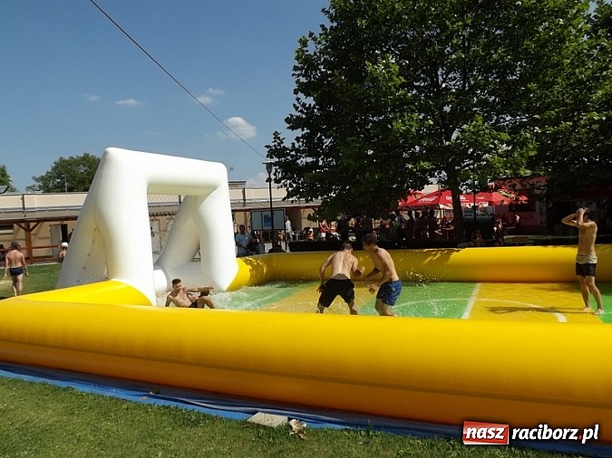 Zdjęcie w galerii na portalu naszraciborz.pl: Poruba - atrakcyjna alternatywa w upalny dzień wiadomości z regionu