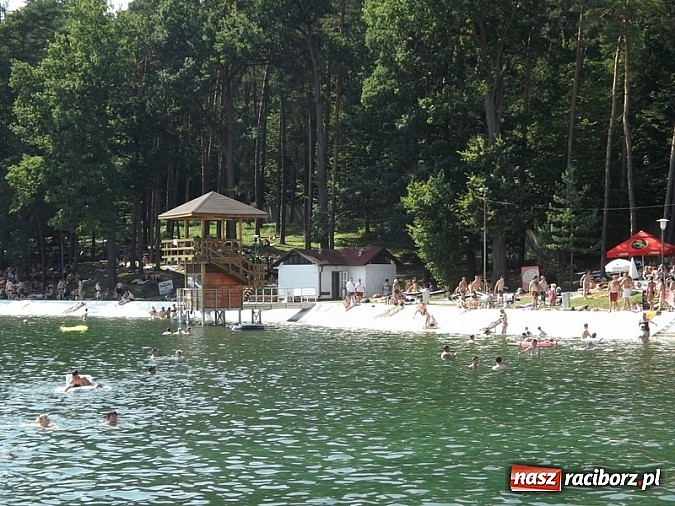 Zdjęcie w galerii na portalu naszraciborz.pl: Poruba - atrakcyjna alternatywa w upalny dzień wiadomości z regionu