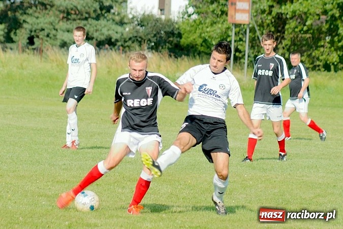 Zdjęcie w galerii na portalu naszraciborz.pl: LKS 05 Tworków z Pucharem Wójta wiadomości z regionu