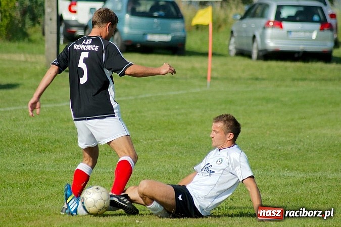 Zdjęcie w galerii na portalu naszraciborz.pl: LKS 05 Tworków z Pucharem Wójta wiadomości z regionu